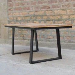 Table à Manger Bois Et Pieds Métal En U -Havre de Paix table a manger bois et pieds metal en u 4